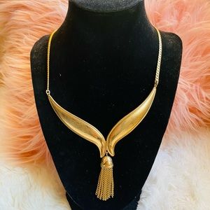 Vintage Avon Necklace